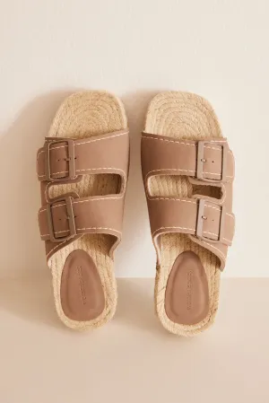 Beige jute buckled sandals