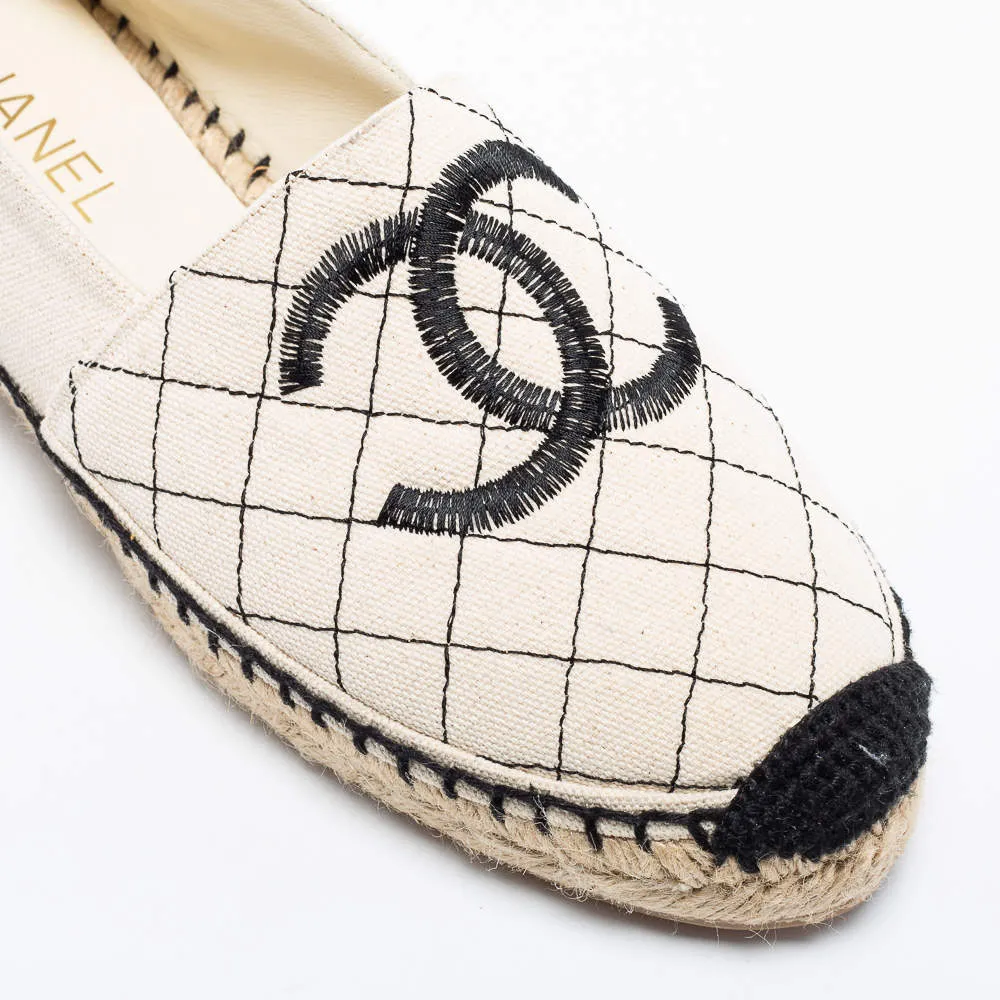 CHANEL BIARRITZ CC QUILTED CANVAS ESPADRILLS