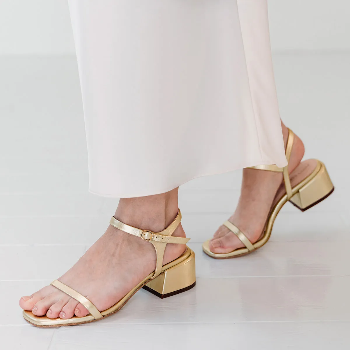 The Lindsay Heeled Sandal Champagne