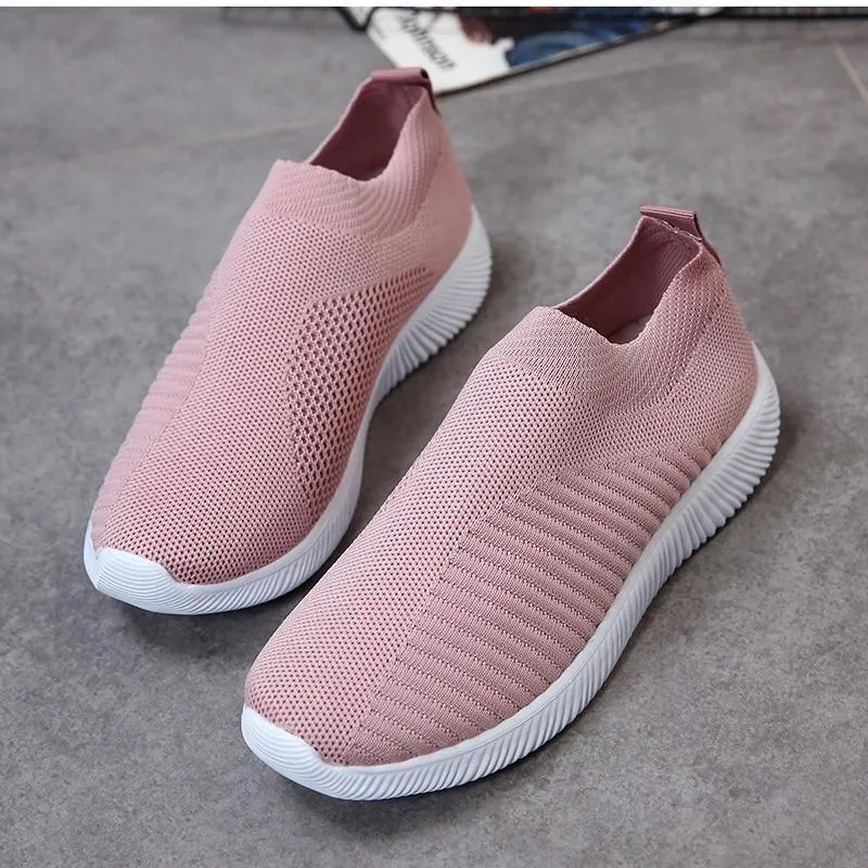 Women's lightweight breathable knitting sneakers slip on sneakers elastic cloth best shoes for walking