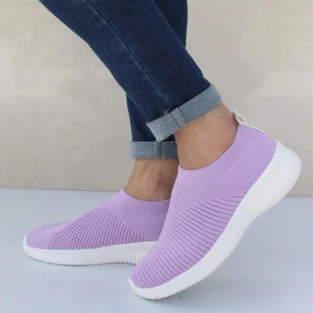 Women's lightweight breathable knitting sneakers slip on sneakers elastic cloth best shoes for walking