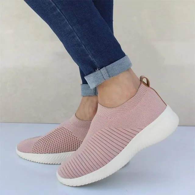 Women's lightweight breathable knitting sneakers slip on sneakers elastic cloth best shoes for walking