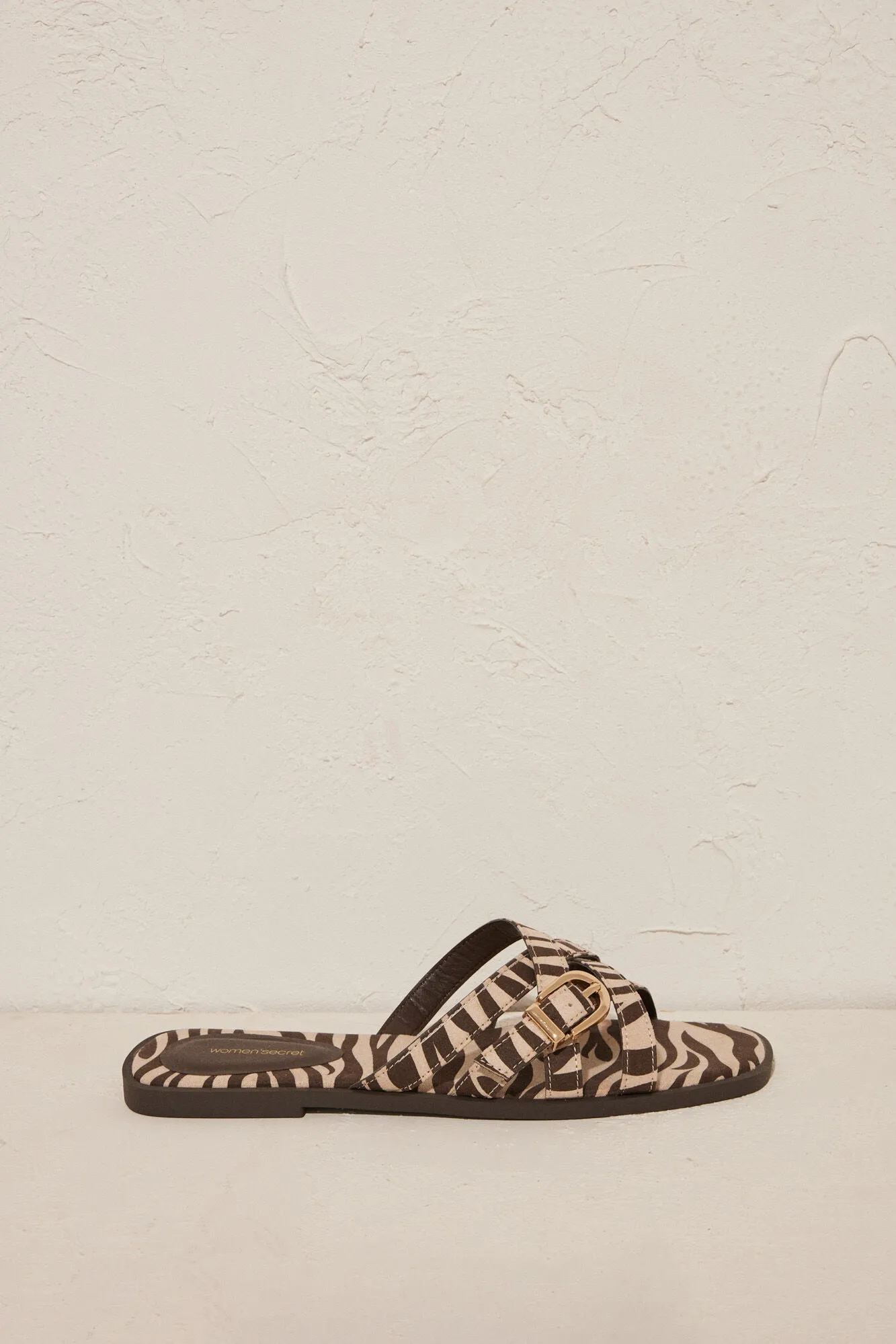 ZeBras flat sandals